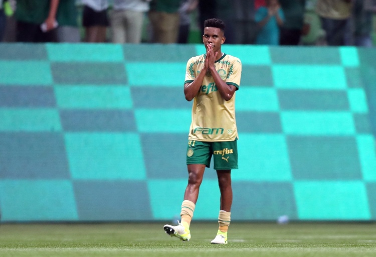 BBC：埃斯特旺在眾多選擇中加盟切爾西是因?yàn)樗嘈啪銟凡康挠?jì)劃