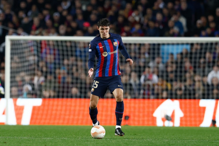 世體：克里斯滕森希望留在巴薩，他想要用表現(xiàn)證明自己