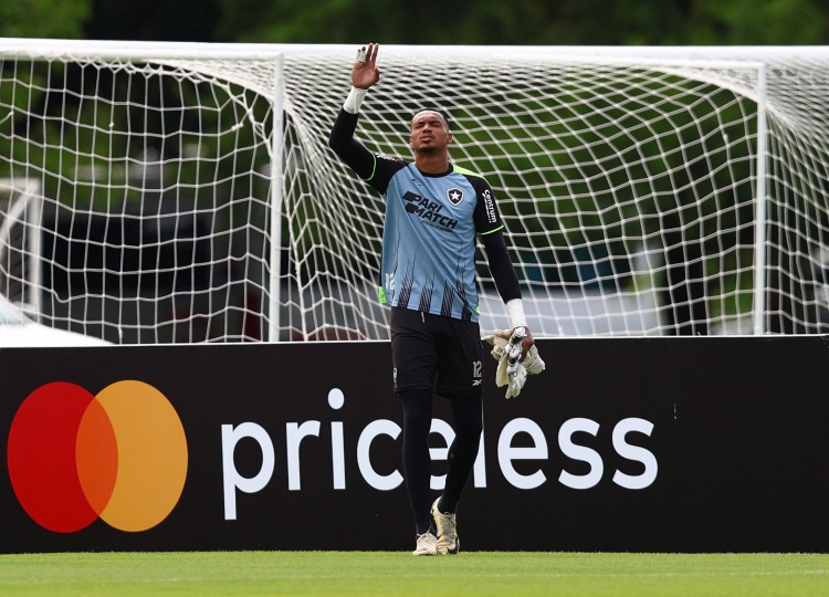 羅馬諾：西漢姆800萬(wàn)歐報(bào)價(jià)博塔弗戈門將，曼聯(lián)&埃弗頓等隊(duì)也關(guān)注