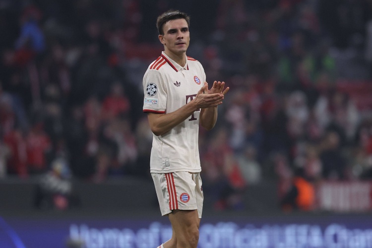 ??法爾克：拜仁隊(duì)內(nèi)有人質(zhì)疑帕利尼亞，說(shuō)他不夠格配不上拜仁