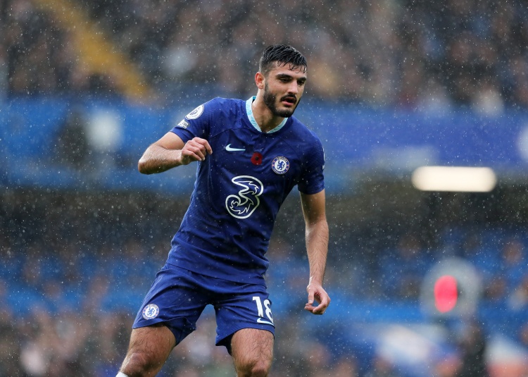 羅馬諾：切爾西將繼續(xù)清理隊內(nèi)球員，恩昆庫、斯特林預(yù)計離隊