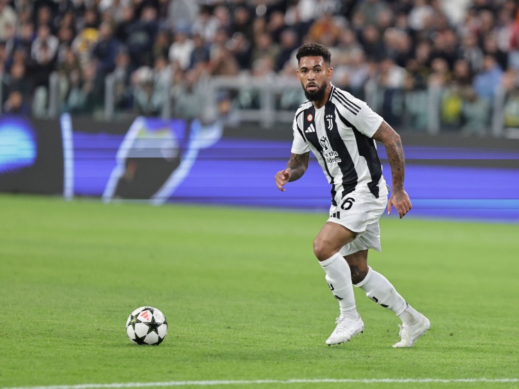 法媒：道格拉斯-路易斯與諾丁漢森林達(dá)原則協(xié)議 尤文要價(jià)3000萬(wàn)鎊