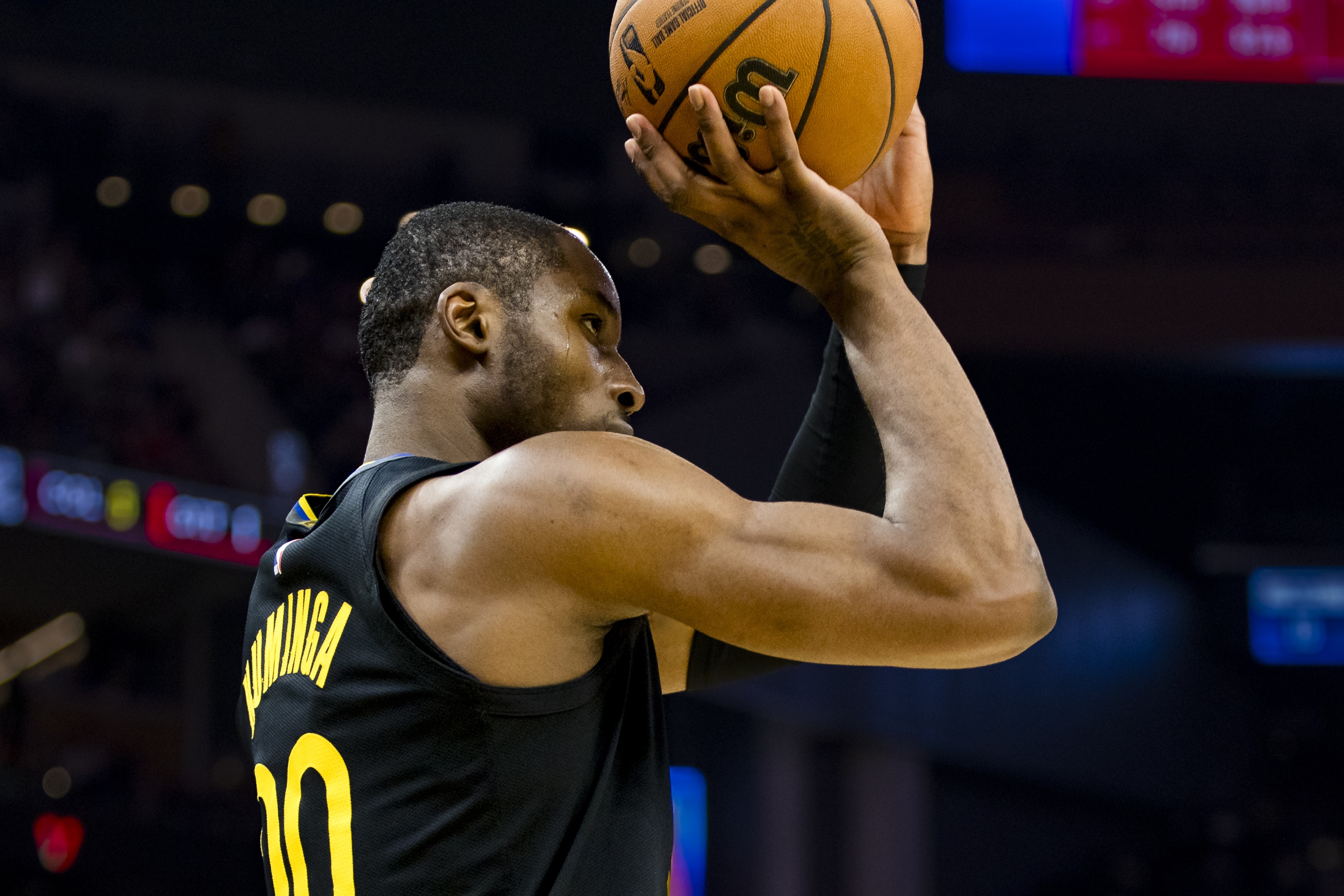 名記：國王認(rèn)為庫明加是一名年輕的天才球員值得下重注