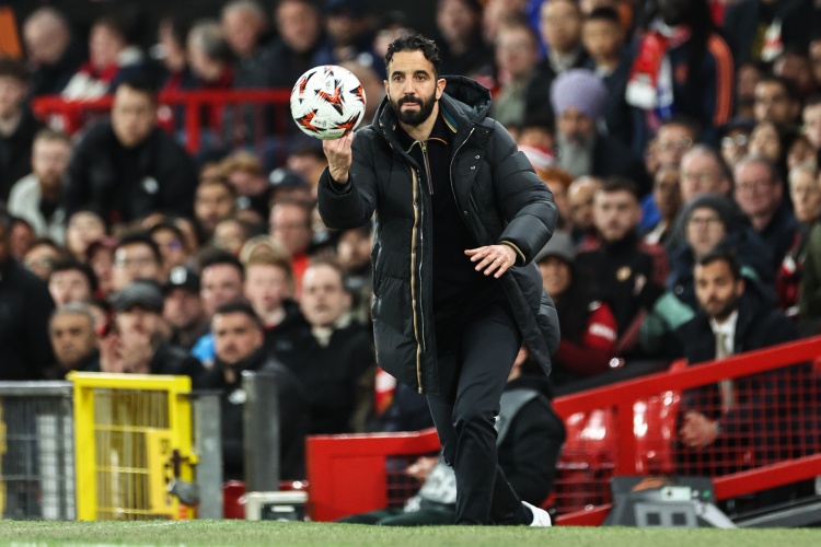 監(jiān)督其他球員行為！阿莫林：曼聯(lián)有6人領(lǐng)導(dǎo)小組，含B費(fèi)、馬奎爾等