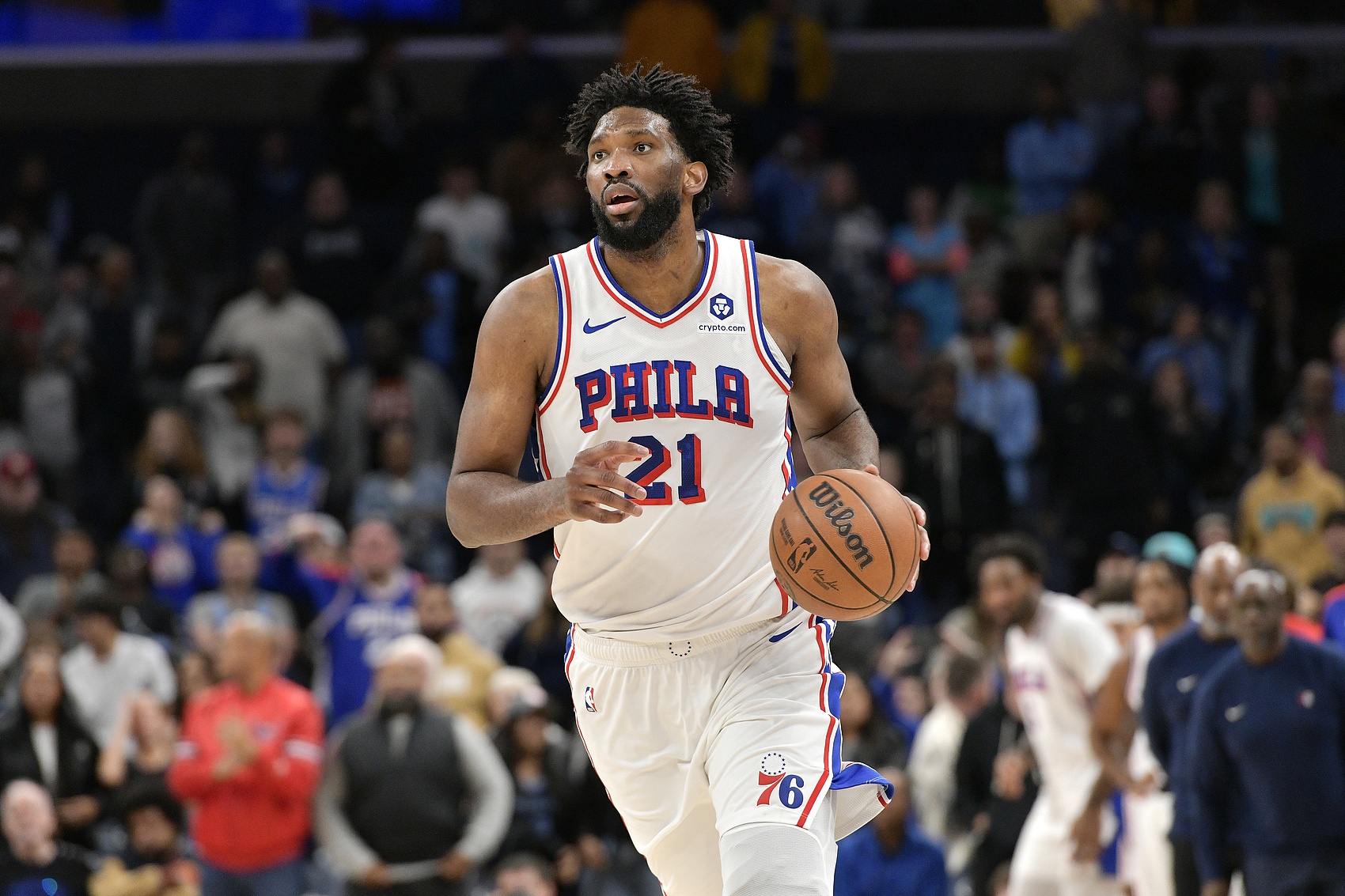 3年1.87億！某東部高管：76人正在后悔去年提前續(xù)約恩比德