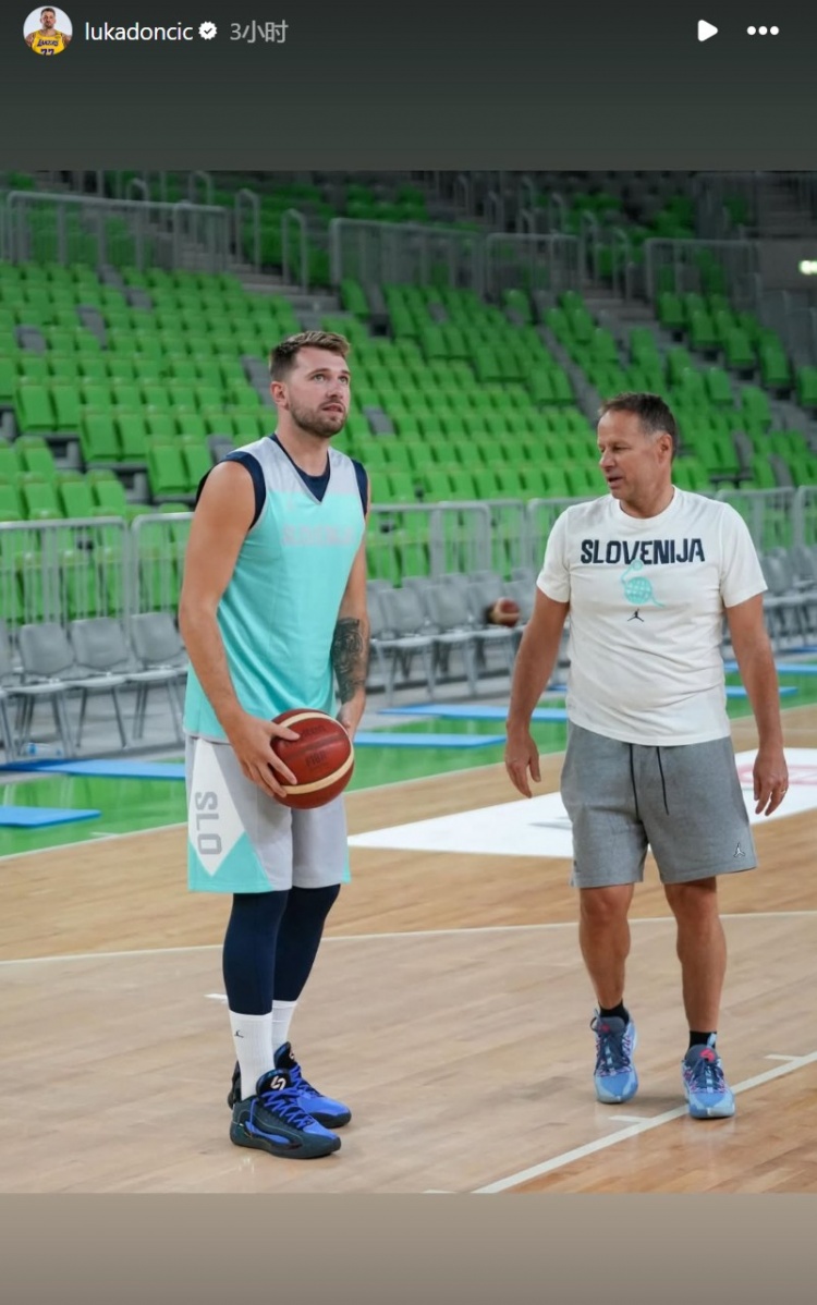 十里八鄉(xiāng)的俊后生！東契奇轉(zhuǎn)發(fā)國家隊個人訓練照