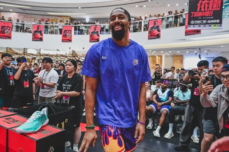 丁威迪中國行——最后一天啦！ 上海終于要等來DVD4了！