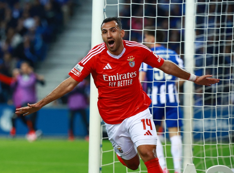 葡媒：紐卡尋新前鋒已派球探考察帕夫利季斯，本菲卡視他為非賣品