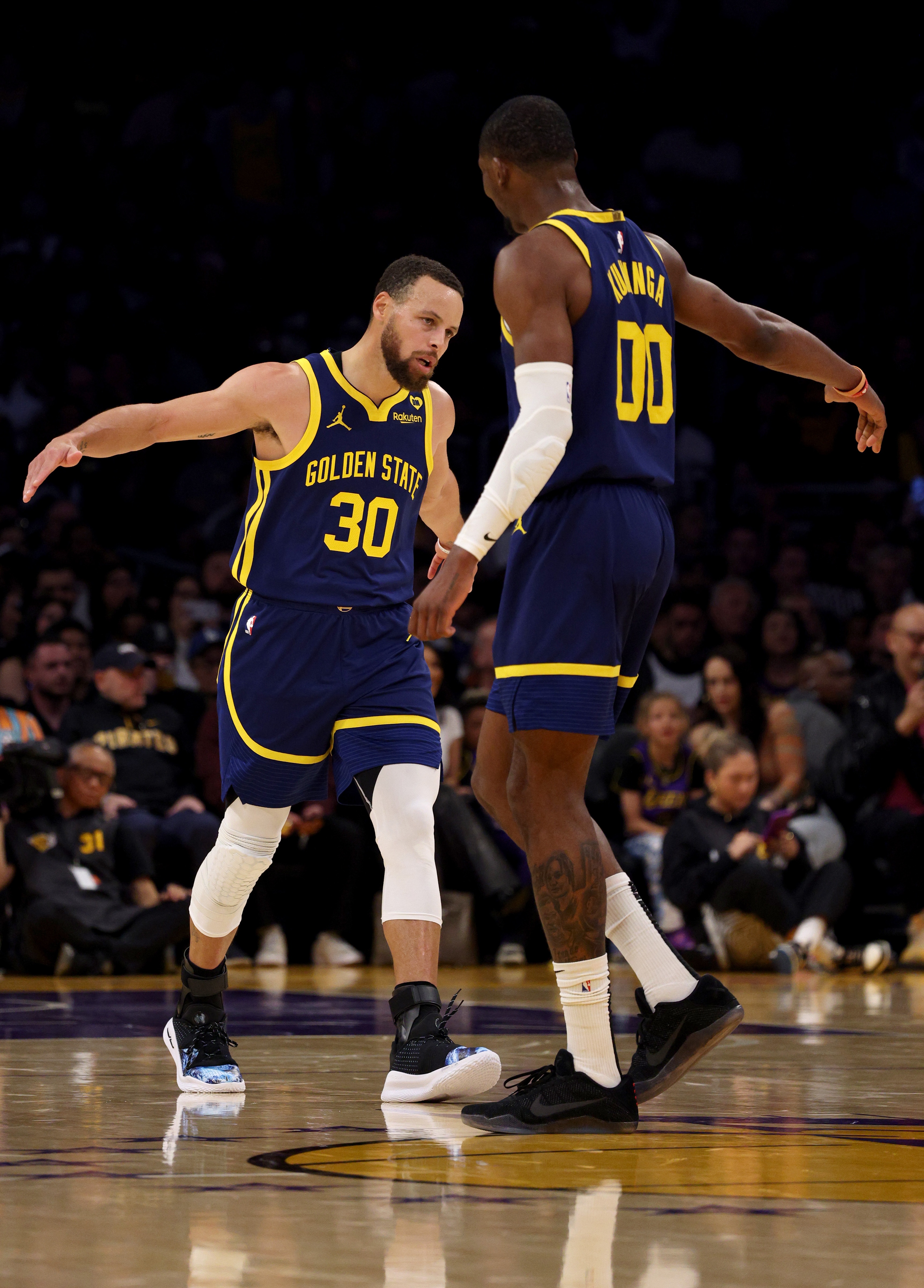 美記：庫明加若不能即時(shí)調(diào)整去適應(yīng)庫里的打法 那他就很難融入