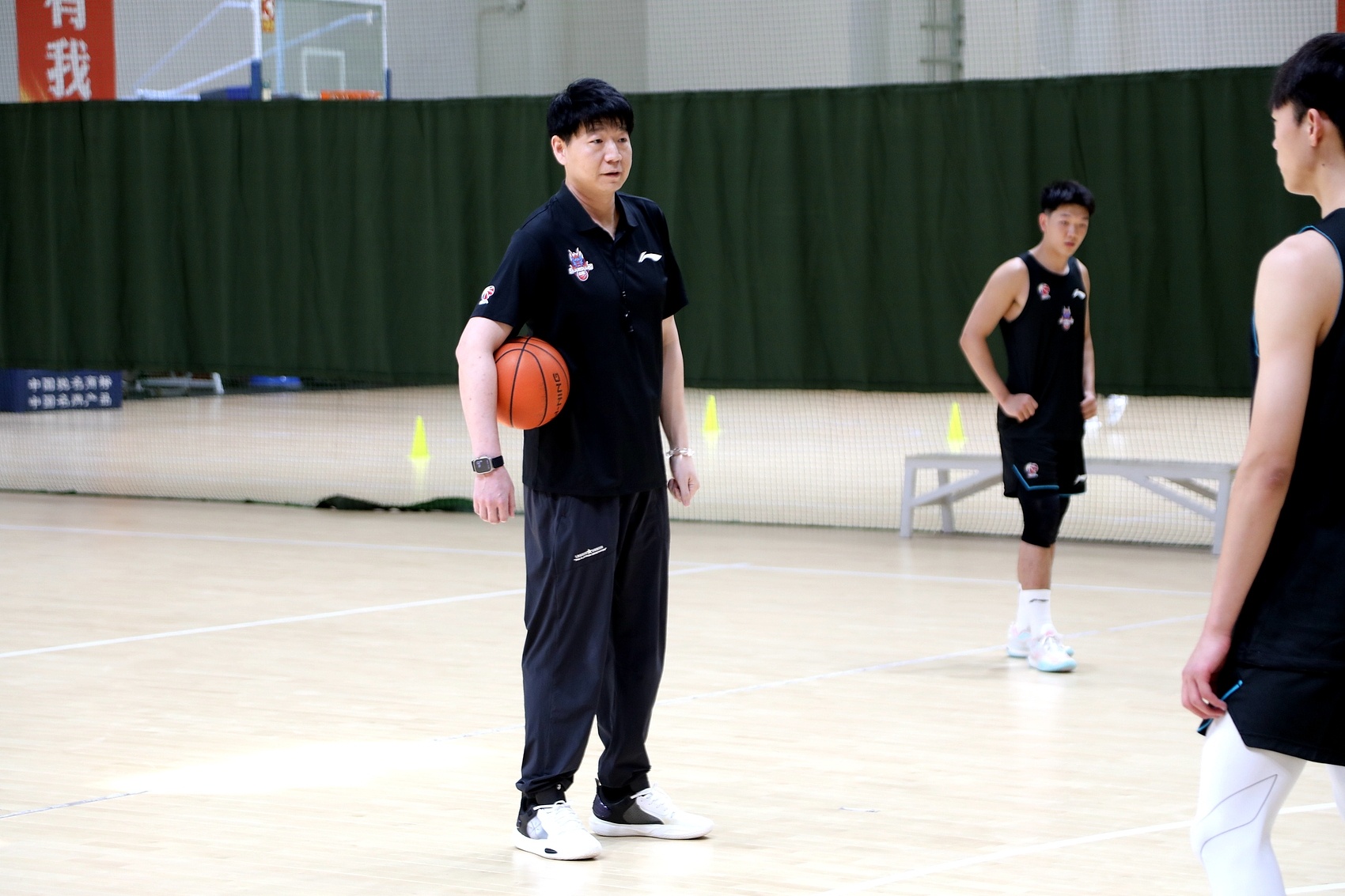 媒體人：山東男籃今年會選五六名年輕球員進(jìn)一線隊 一周內(nèi)確定