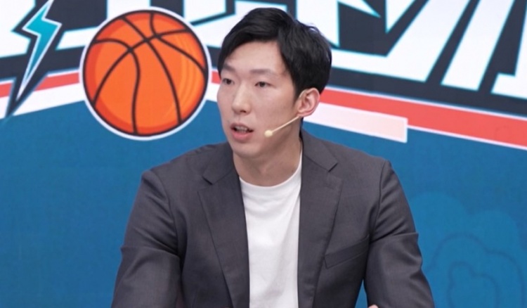 周琦談赴美手術：等簽證推遲了去美國的時間 恢復4、5天就回國了