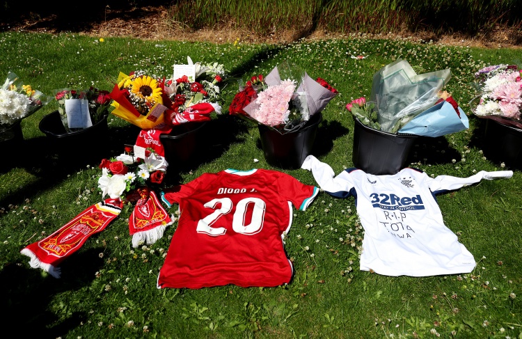 官方：狼隊(duì)對(duì)陣曼城賽前，俱樂(lè)部將在主場(chǎng)為若塔兄弟舉行紀(jì)念活動(dòng)