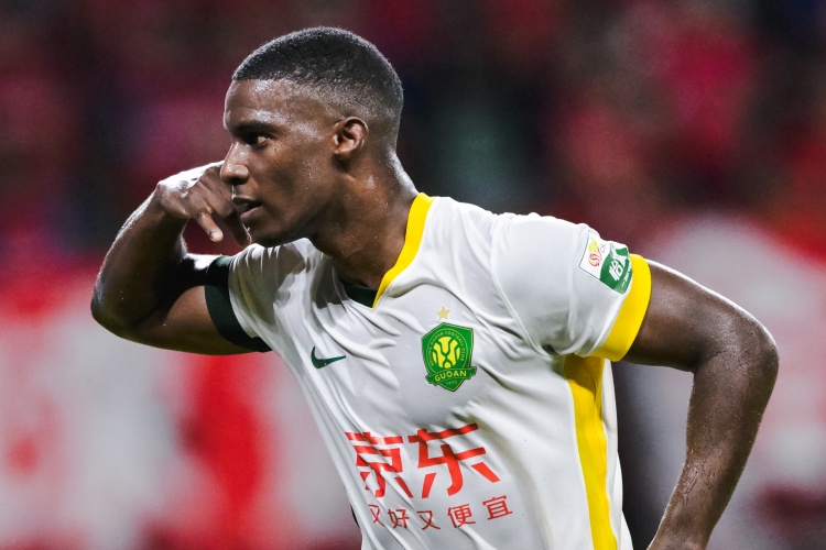 記者：國安沒這個實(shí)力三線齊發(fā)，聯(lián)賽、足協(xié)杯、亞冠二要做好取舍