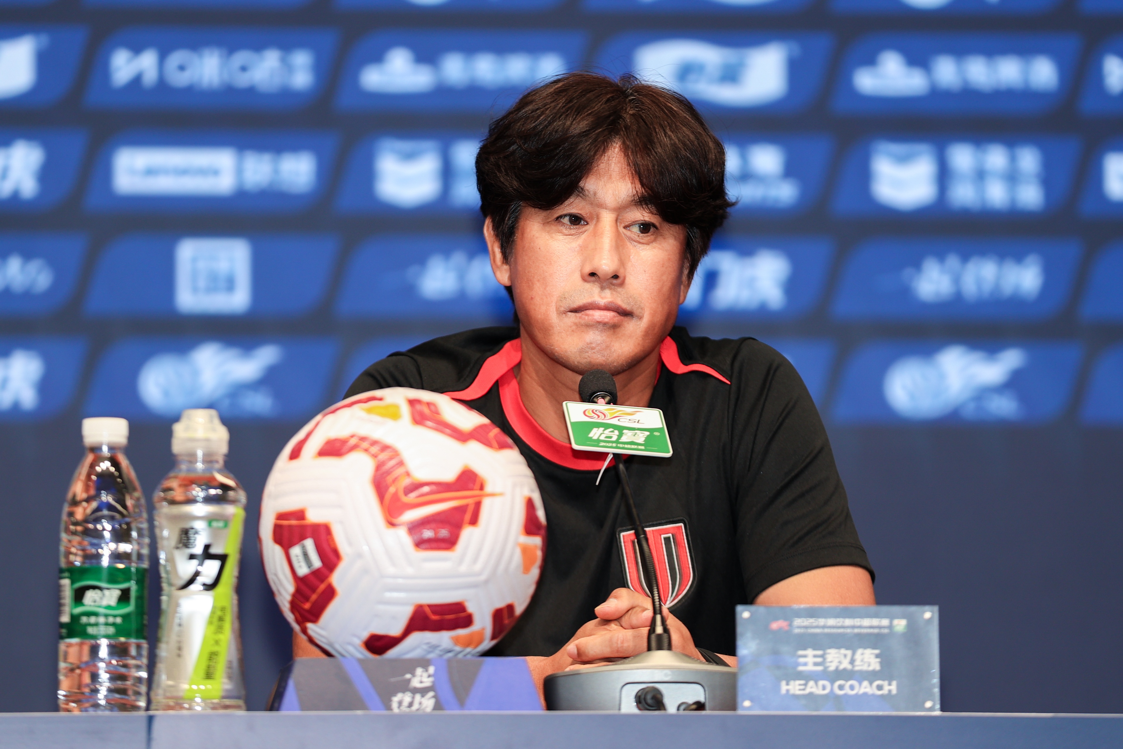 徐正源：三線作戰(zhàn)對板凳深度要求非常高，輪換首發(fā)是不得已的選擇