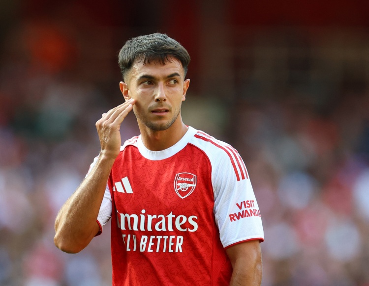 祖比門(mén)迪：去年對(duì)轉(zhuǎn)會(huì)有些疑慮，希望能像羅德里在英超取得成功