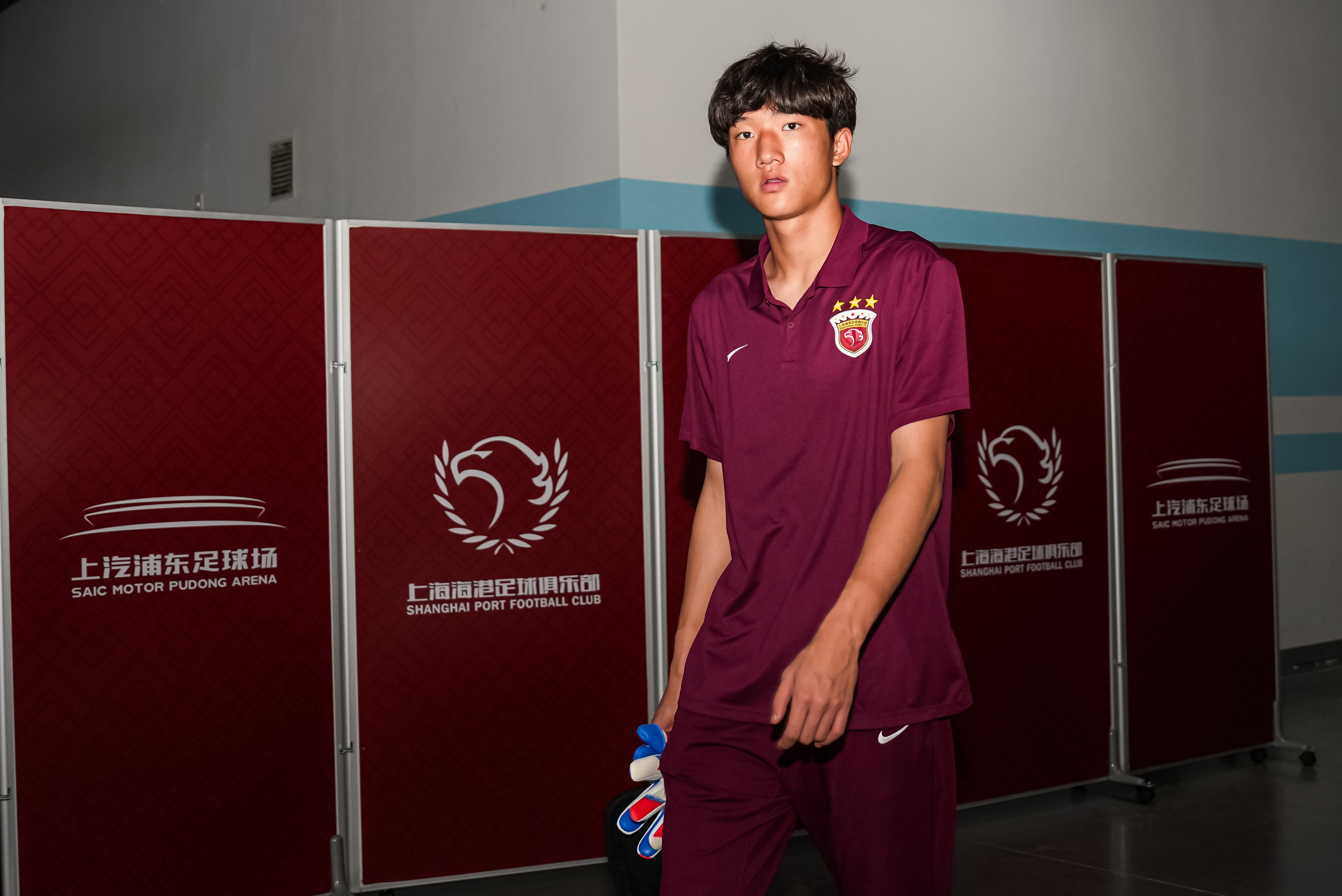 上海海港B隊主力門將李智良首次在鹽城隊客場比賽出場