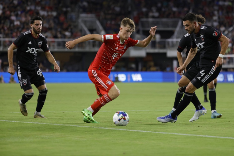 記者：萬納爾1500萬歐+獎(jiǎng)金轉(zhuǎn)會(huì)埃因霍溫達(dá)協(xié)議，拜仁有回購條款