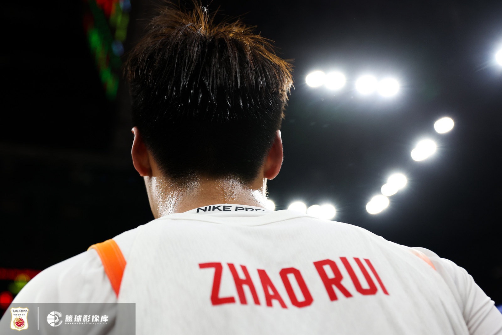 趙睿中韓對決前動員球隊：外界不看好我們 現(xiàn)在是贏得尊嚴(yán)的時候