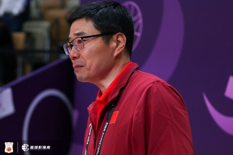 郭振明：亞洲杯跟隊(duì)期間一直被中國男籃感染著 隊(duì)員在場上玩命