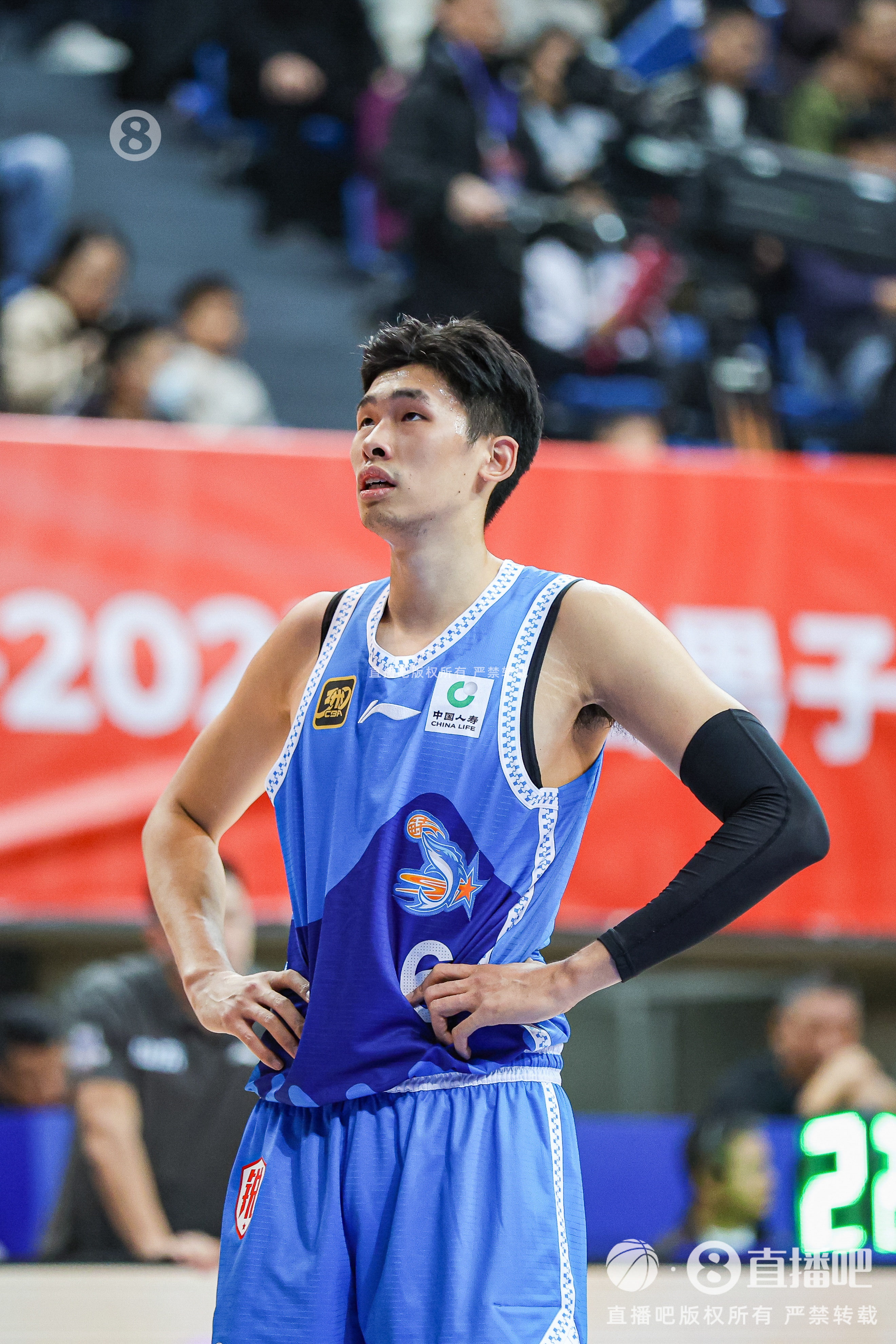 鄒陽：有很多質(zhì)疑的聲音 感謝球迷球隊(duì)的支持 續(xù)約2年 愛拼才會(huì)贏