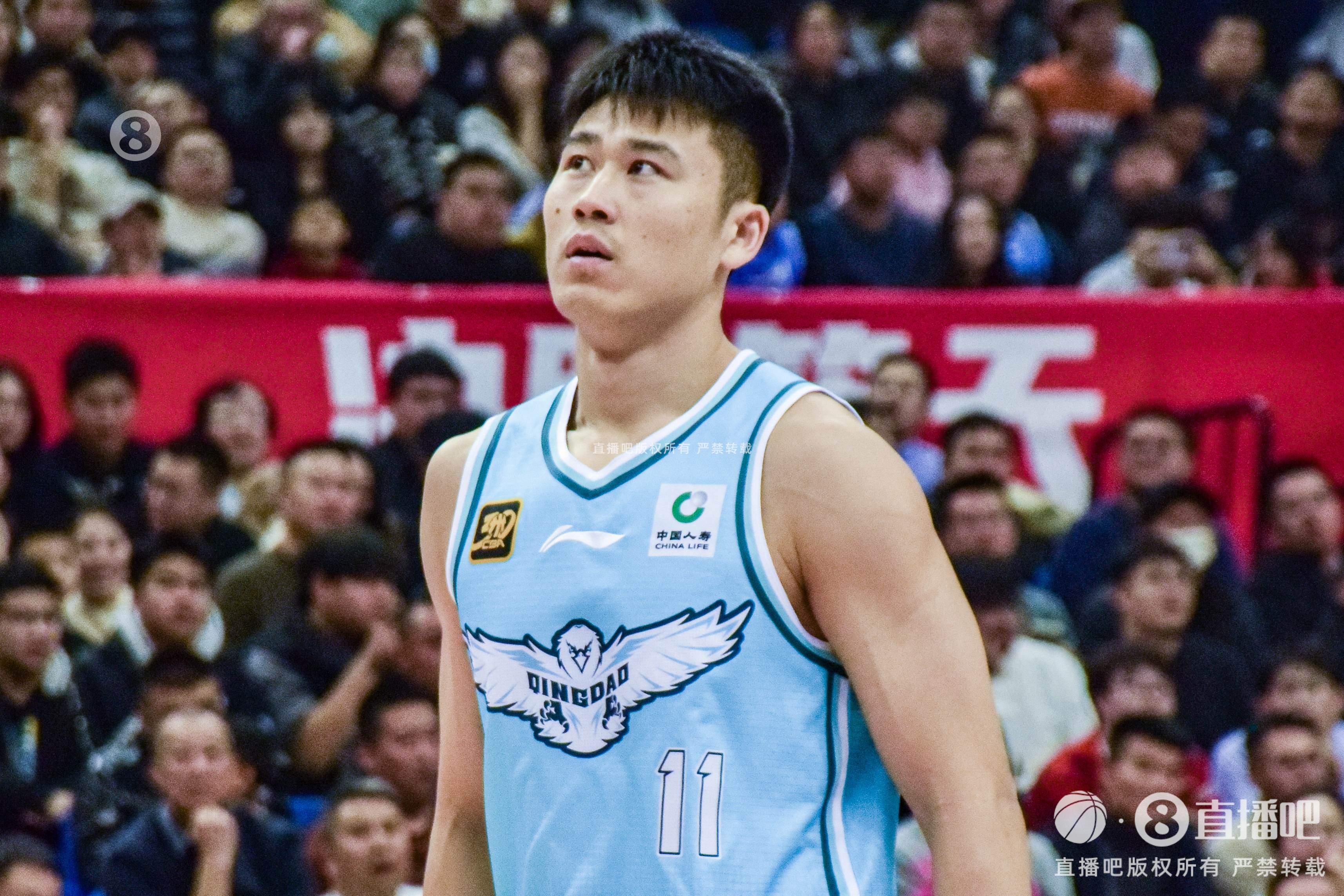 媒體人：青島想給更多年輕人上場機會 賈誠留隊的意義不大