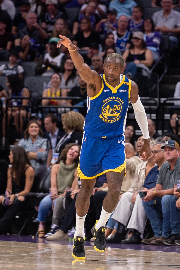 若你是庫明加 選勇士的2年4500萬？還是簽1年790萬換明夏自由身？