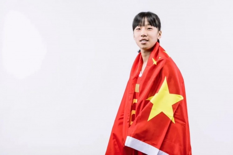 鄭馨茹：前段時間腳踝受傷 現(xiàn)在恢復得還可以 和隊友的磨合好很多