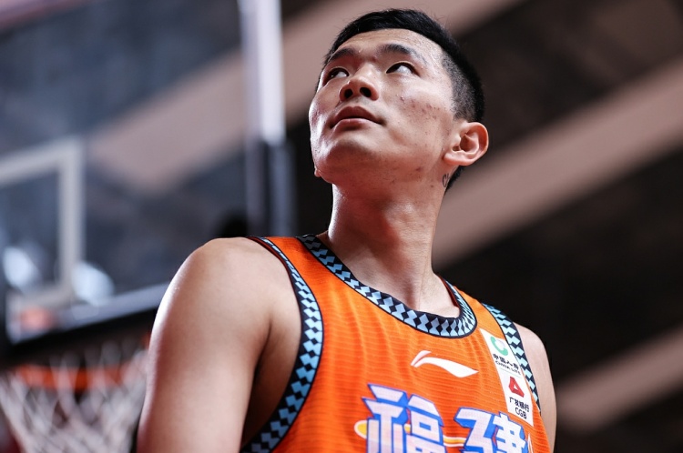 陳林堅(jiān)過去兩個賽季只打了10場比賽 經(jīng)歷兩次賽季報(bào)銷