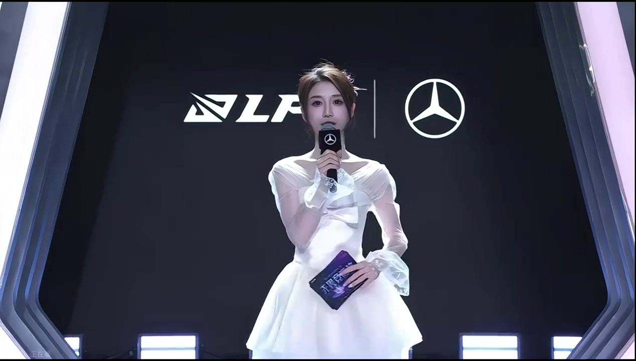 賺320塊見(jiàn)好就收~周琦NBA問(wèn)答：GOAT是詹姆斯 最喜歡杜蘭特