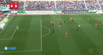 這太離譜了！迪亞斯面對超級空門，竟然離譜踢呲沒進