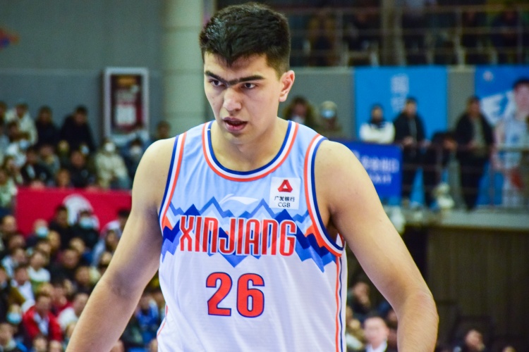 魯吐布拉：7年轉(zhuǎn)瞬即逝 有站上總決賽舞臺的輝煌 有退賽時的不甘