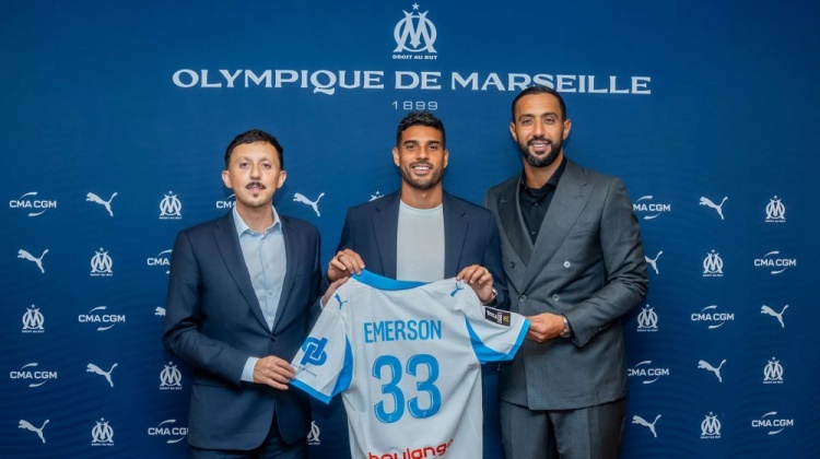 官方：馬賽簽下西漢姆聯(lián)后衛(wèi)埃莫森，據(jù)悉轉(zhuǎn)會(huì)費(fèi)100萬(wàn)歐