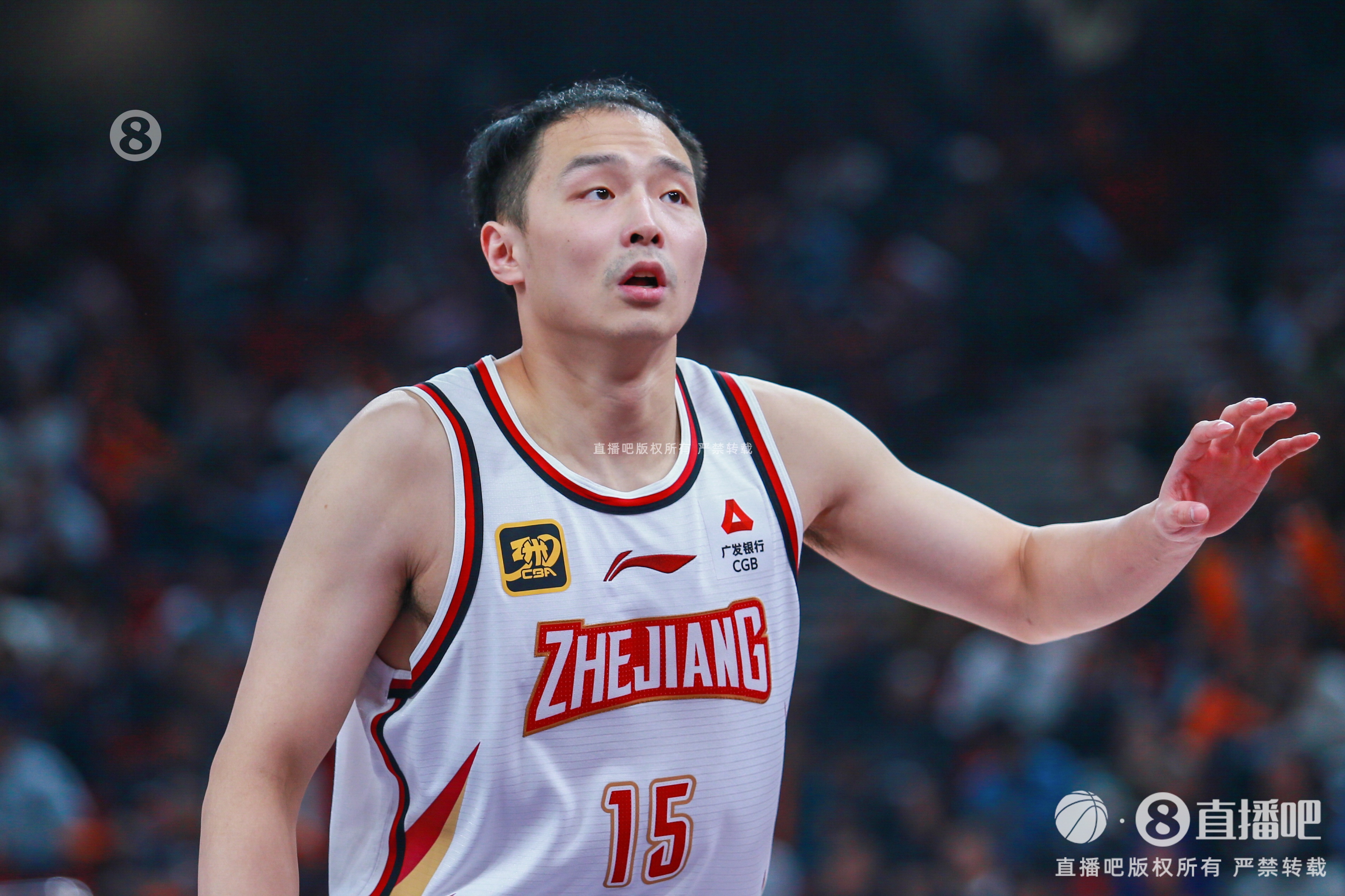 媒體人：或許只有等未來(lái)所有球員都不是青訓(xùn) CBA球員才能自由轉(zhuǎn)會(huì)