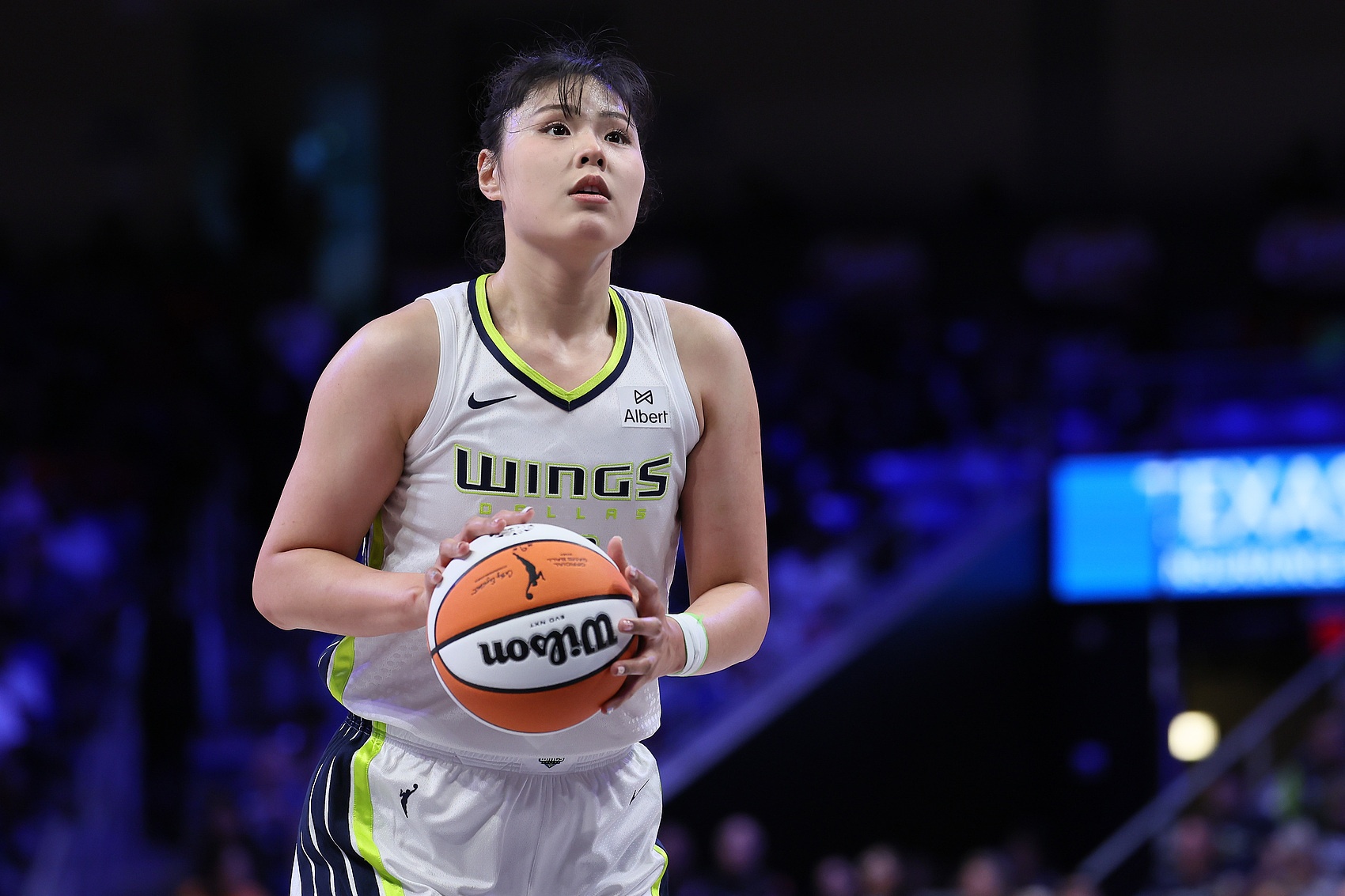 媒體人談李月汝收購歐洲女籃球隊(duì)：真不是個(gè)掙錢的事情 令人欽佩