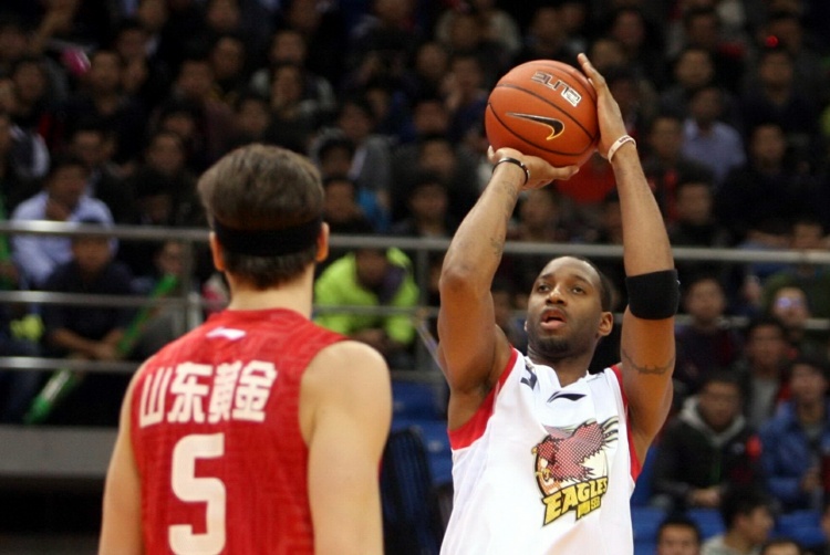 麥迪：當(dāng)我宣布去打CBA時(shí)票馬上賣(mài)光了 我入場(chǎng)就像披頭士