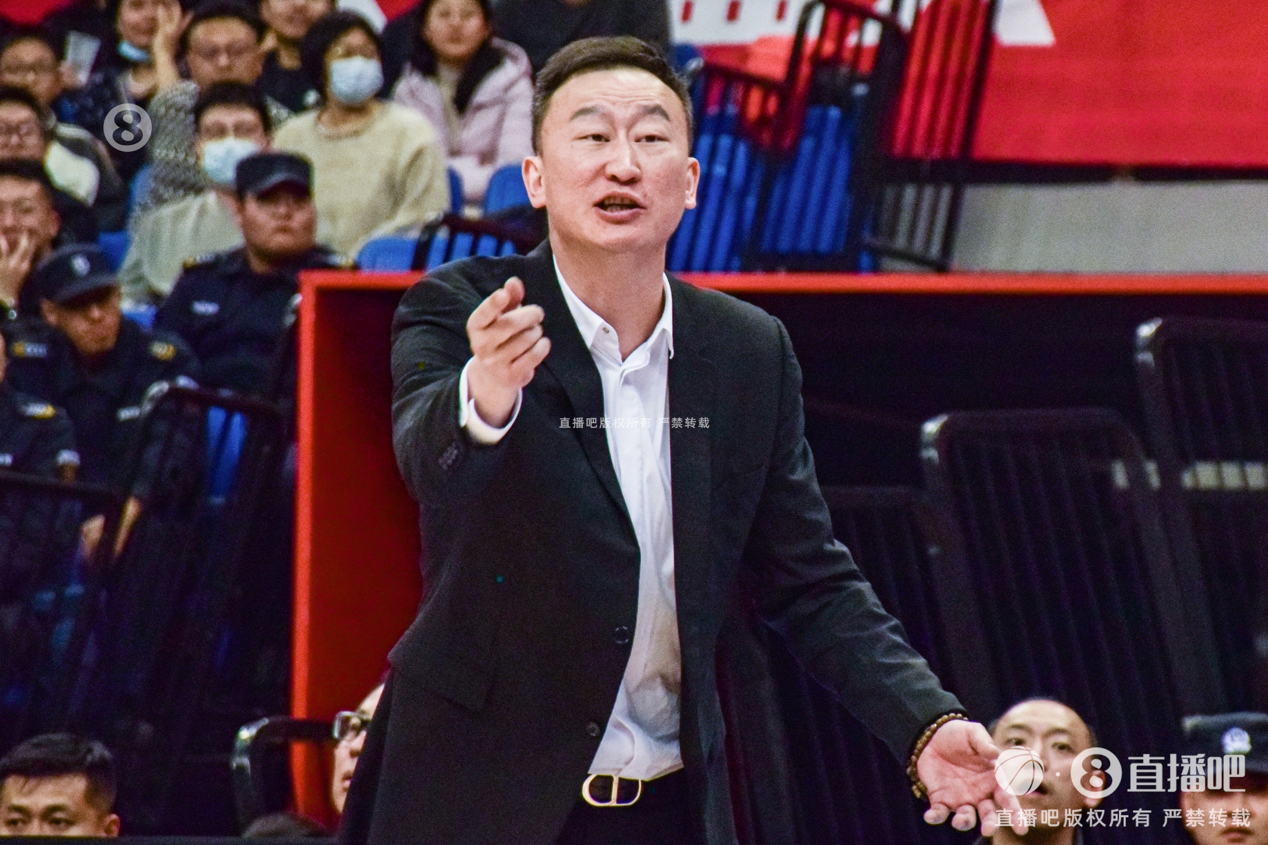 楊瀚森“接班人”定了！青島男籃鎖定未來雙子星：李俊賢、叢睿言