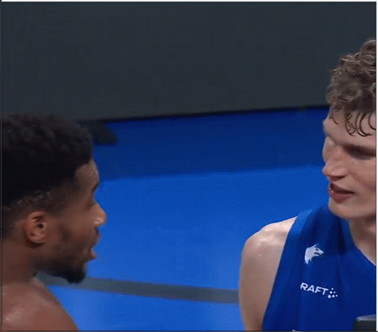 友誼第一比賽第二！字母哥與馬爾卡寧賽后交換球衣