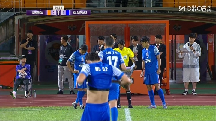 申花連換兩人，特謝拉、高天意被換下，于漢超、汪海健替補(bǔ)登場