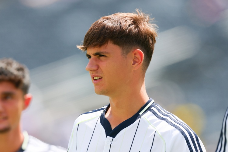 每體：如果赫伊森因紅牌停賽，皇馬青訓(xùn)小將阿瓜多將迎來登場(chǎng)機(jī)會(huì)