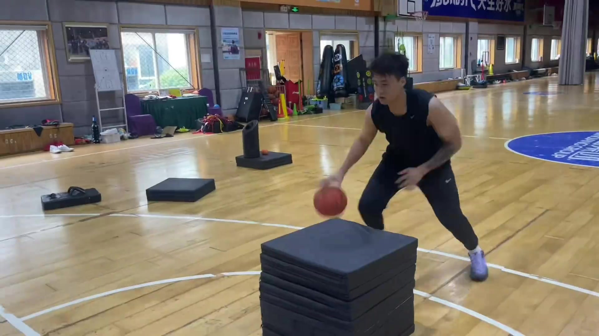 趙睿曬訓(xùn)練視頻：尊重所有聲音 但只成為自己 不至于前 不止于此