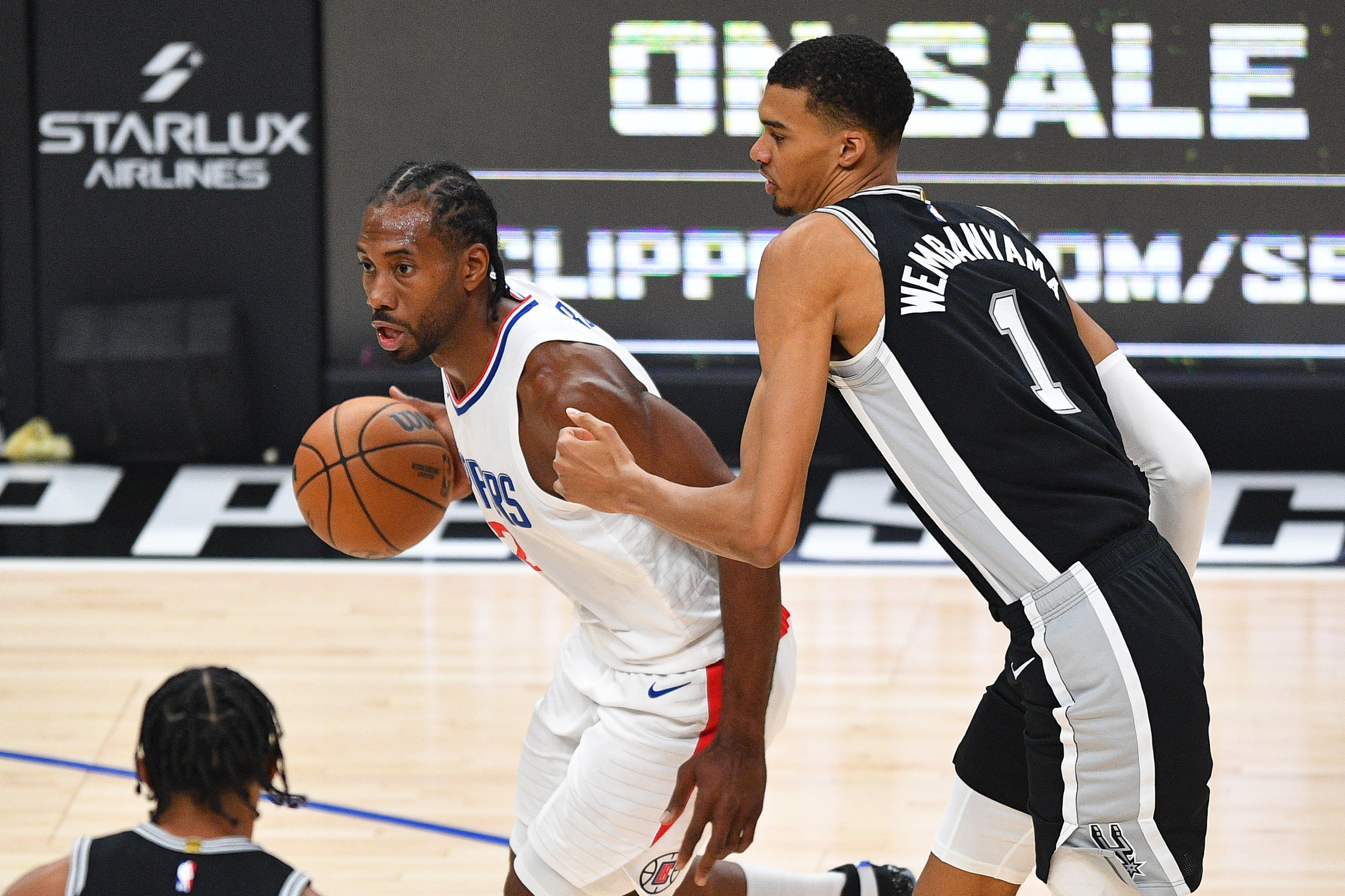 ESPN：快船人心惶惶擔心成為下個馬刺 小卡傷情被視為神圣的秘密