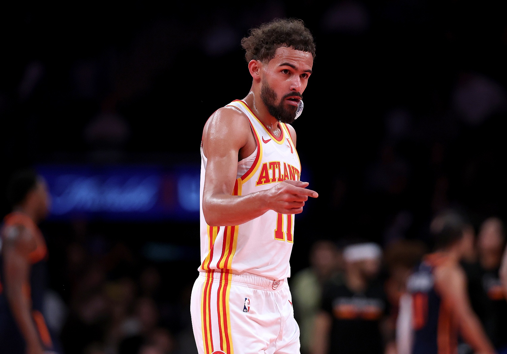 特雷-楊：我對(duì)貝弗利只有愛(ài) 感謝你在防守端對(duì)籃球做的貢獻(xiàn)