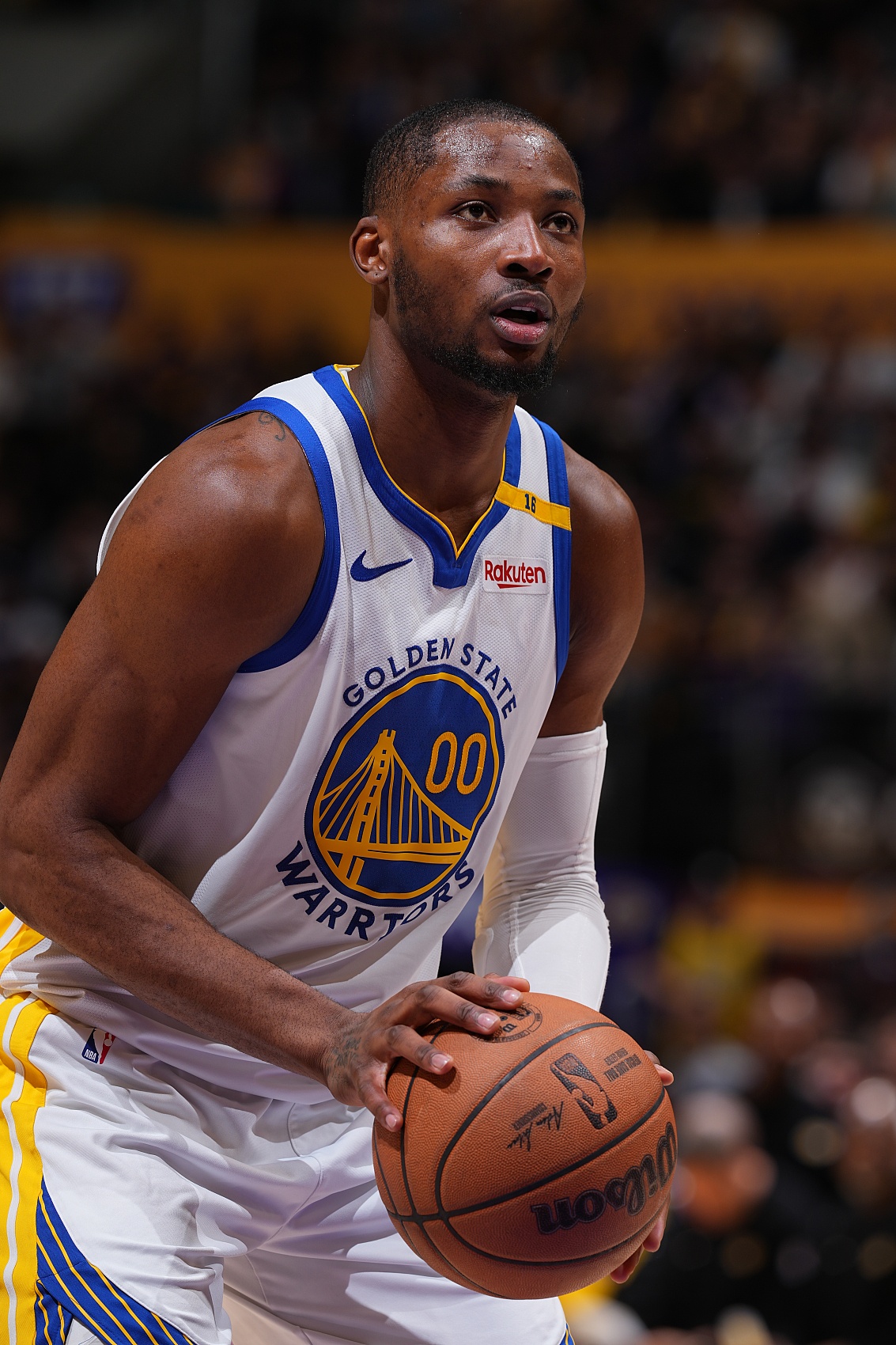 經(jīng)紀(jì)人：公平地對(duì)待庫(kù)明加 考慮當(dāng)下就給球員選項(xiàng) 考慮未來就加錢