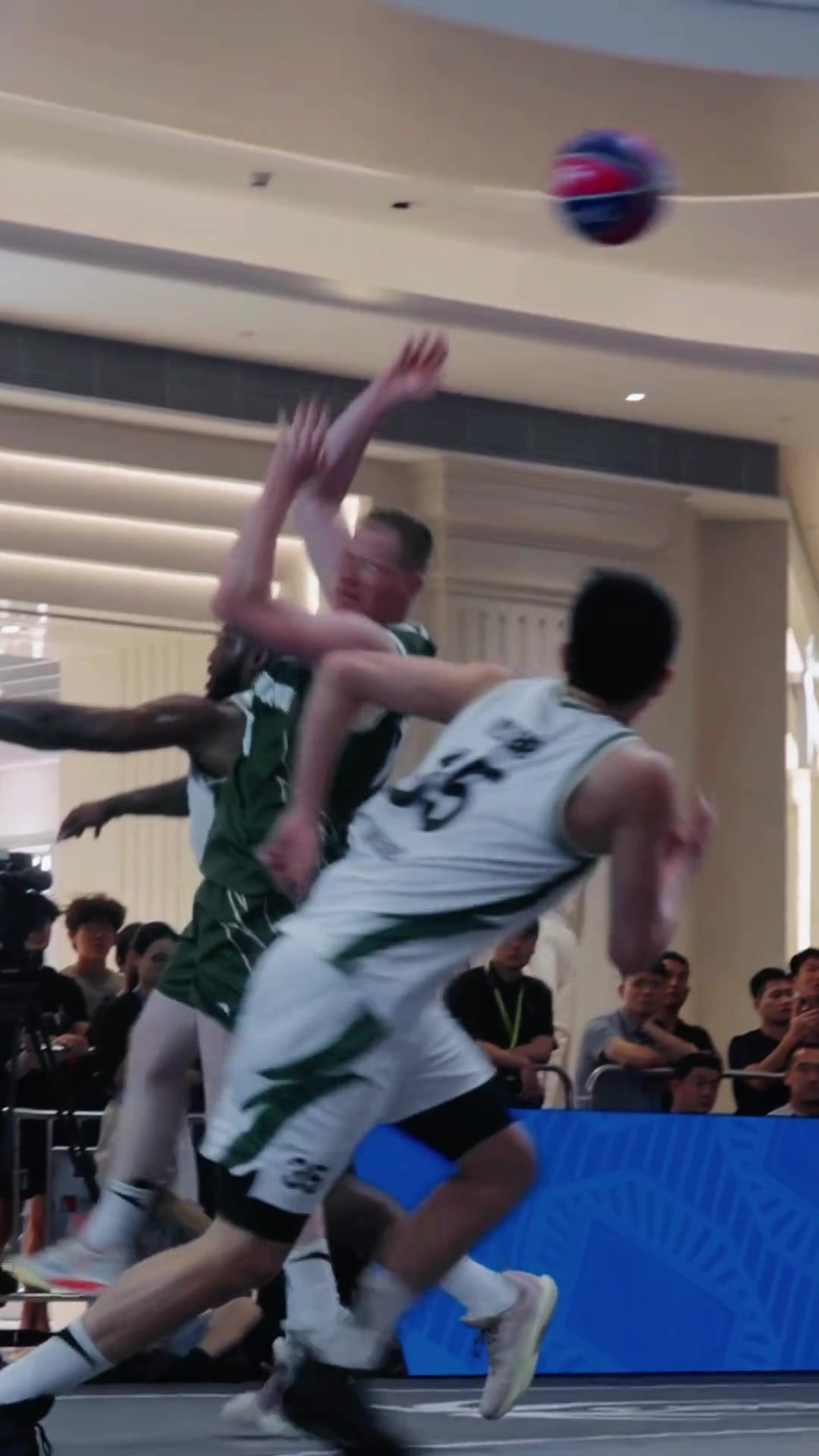 超三聯(lián)賽：請(qǐng)@你的籃球搭子