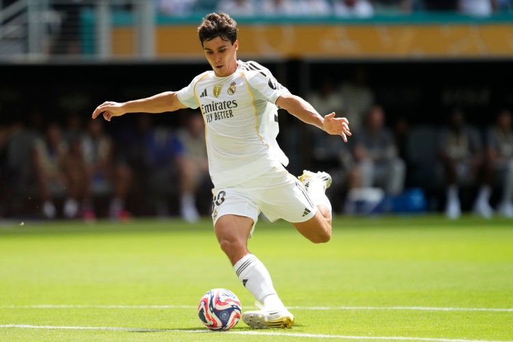 21歲180天，貢薩洛是自2016年為皇馬西甲首發(fā)最年輕的西班牙前鋒