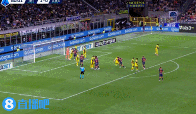 再下一城，迪馬爾科角球，奧古斯托弧頂位置射門造烏龍