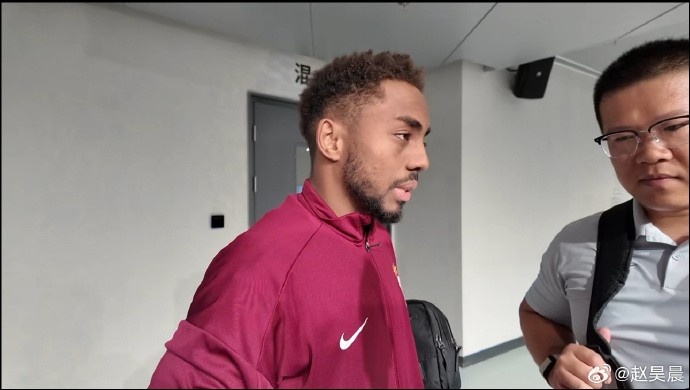 加布里埃爾：開心有助攻更開心贏比賽，主教練非常有經(jīng)驗