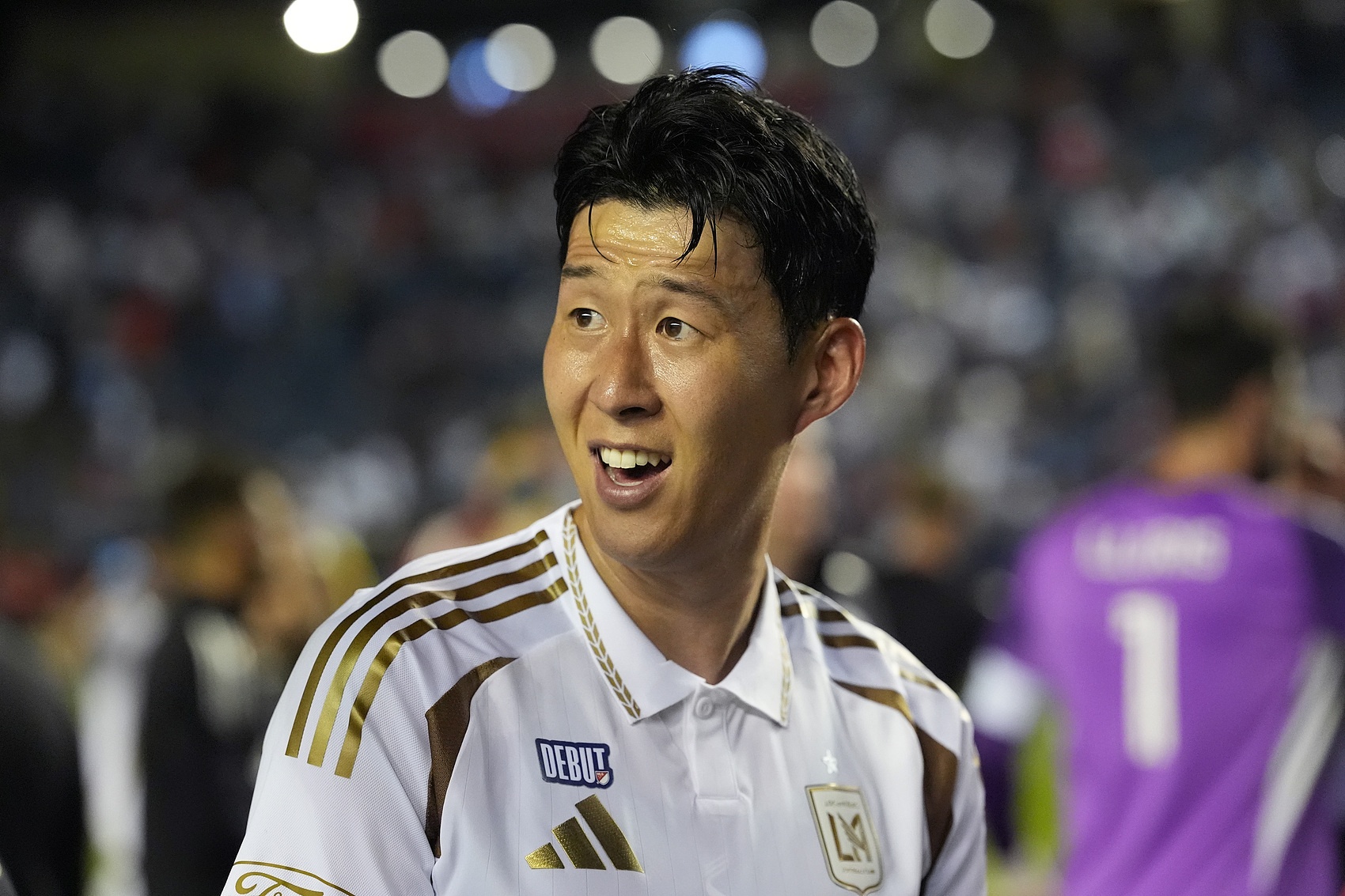 孫興慜談洛杉磯FC傳奇貝拉：當(dāng)有一天我退役時(shí)，我希望能像他一樣