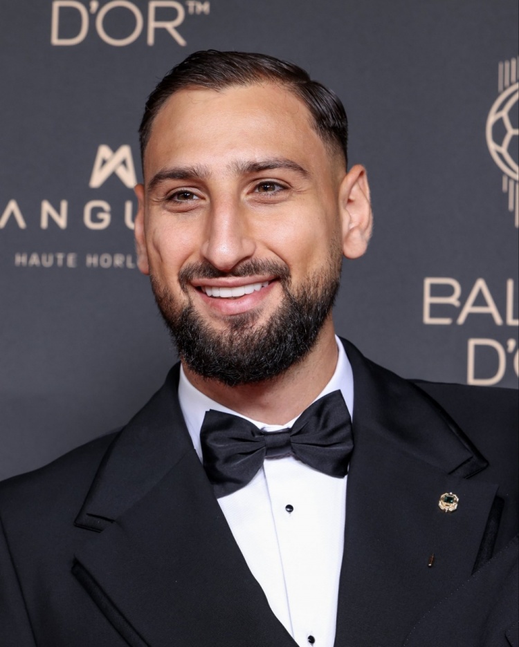 意大利國家隊官方：多納魯馬榮獲雅辛獎+金球獎排名第九，恭喜！