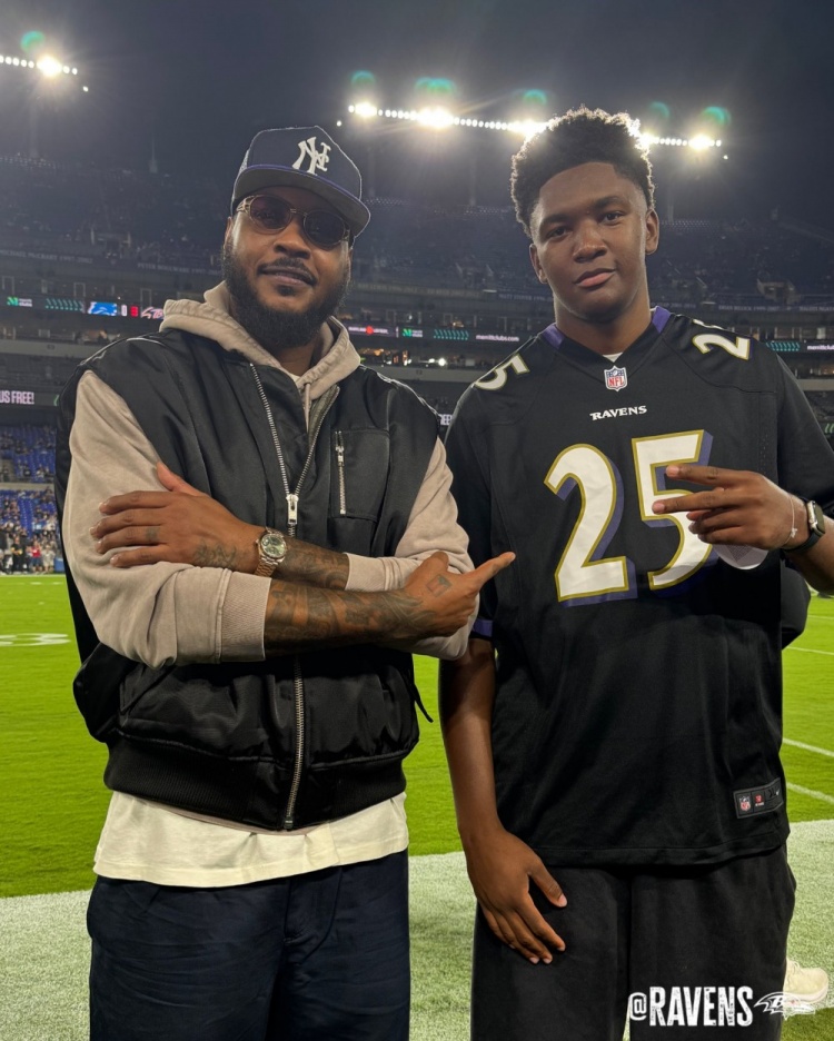 巴爾的摩出品！巴爾的摩烏鴉社媒曬安東尼&奎因主場觀戰(zhàn)照！